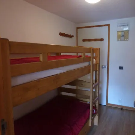 Au Coeur De Meribel, 4 Pers., Balcon Sud, Proche Pistes Et Commerces - Fr-1-411-693